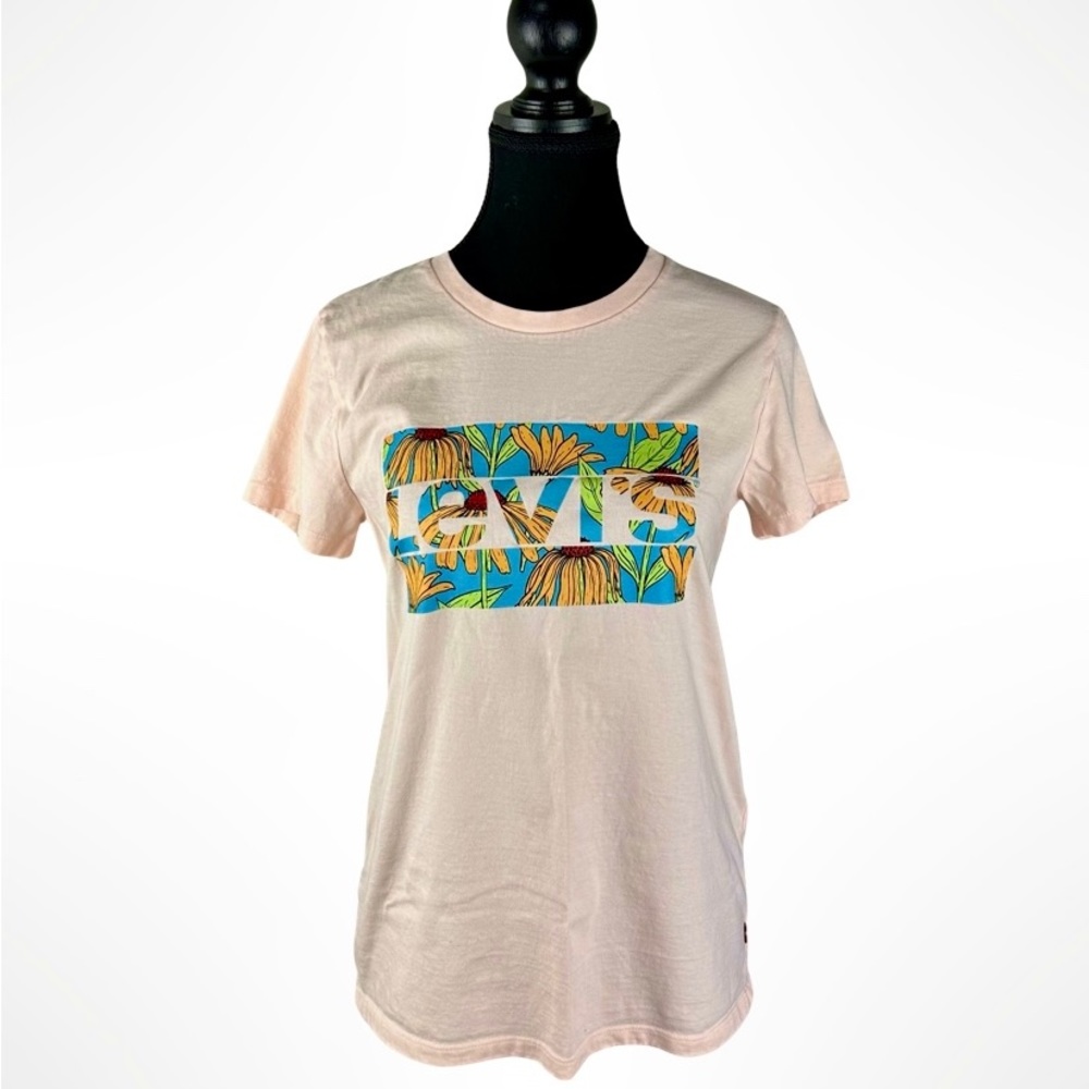 🌸3 for $25 NWOT Levi’s Perfect T-Shirt